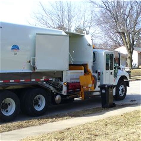 coralville trash collection